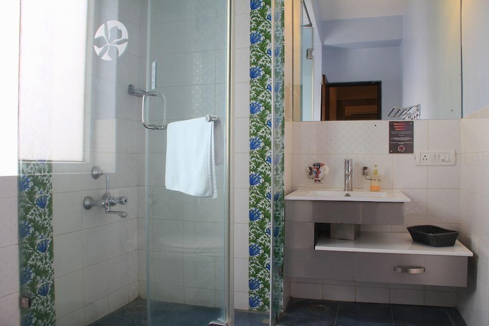 Orchid Suites - A Boutique Hotel Bangalore Off Residency Road Buitenkant foto