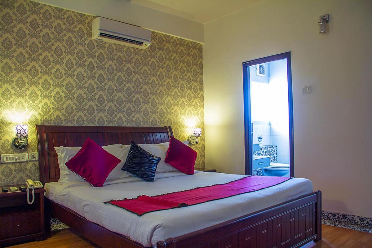 Orchid Suites - A Boutique Hotel Bangalore Off Residency Road Buitenkant foto