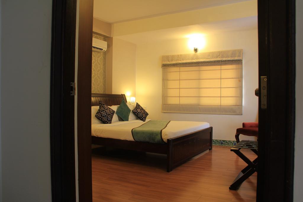 Orchid Suites - A Boutique Hotel Bangalore Off Residency Road Buitenkant foto