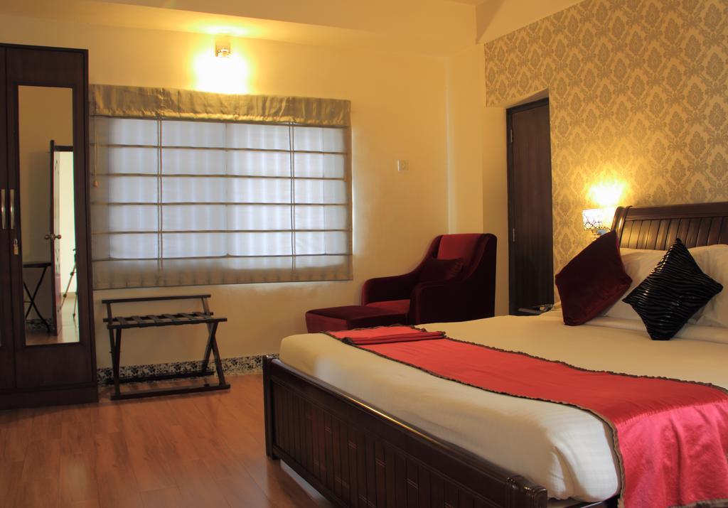 Orchid Suites - A Boutique Hotel Bangalore Off Residency Road Buitenkant foto