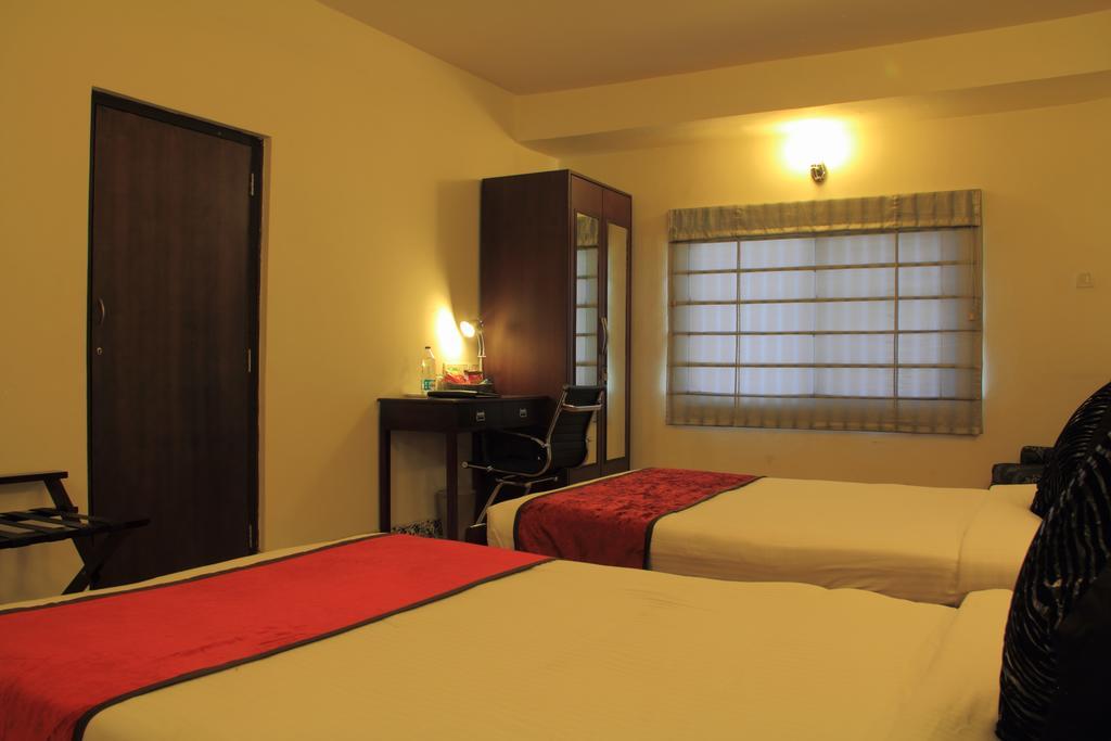 Orchid Suites - A Boutique Hotel Bangalore Off Residency Road Buitenkant foto